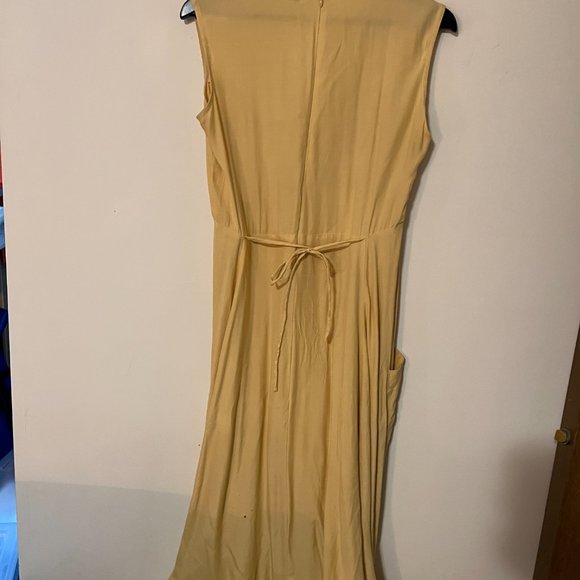 Sunshine Yellow Flowy Midi Dress - Picture 3 of 3